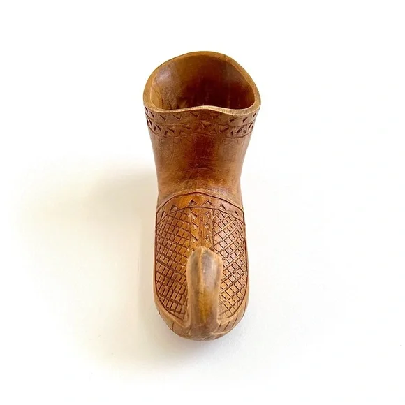 Vintage Hand-Carved Wooden Opanci Boot Figurine Rustic Folk Art Home Decor - Picture 3 of 10